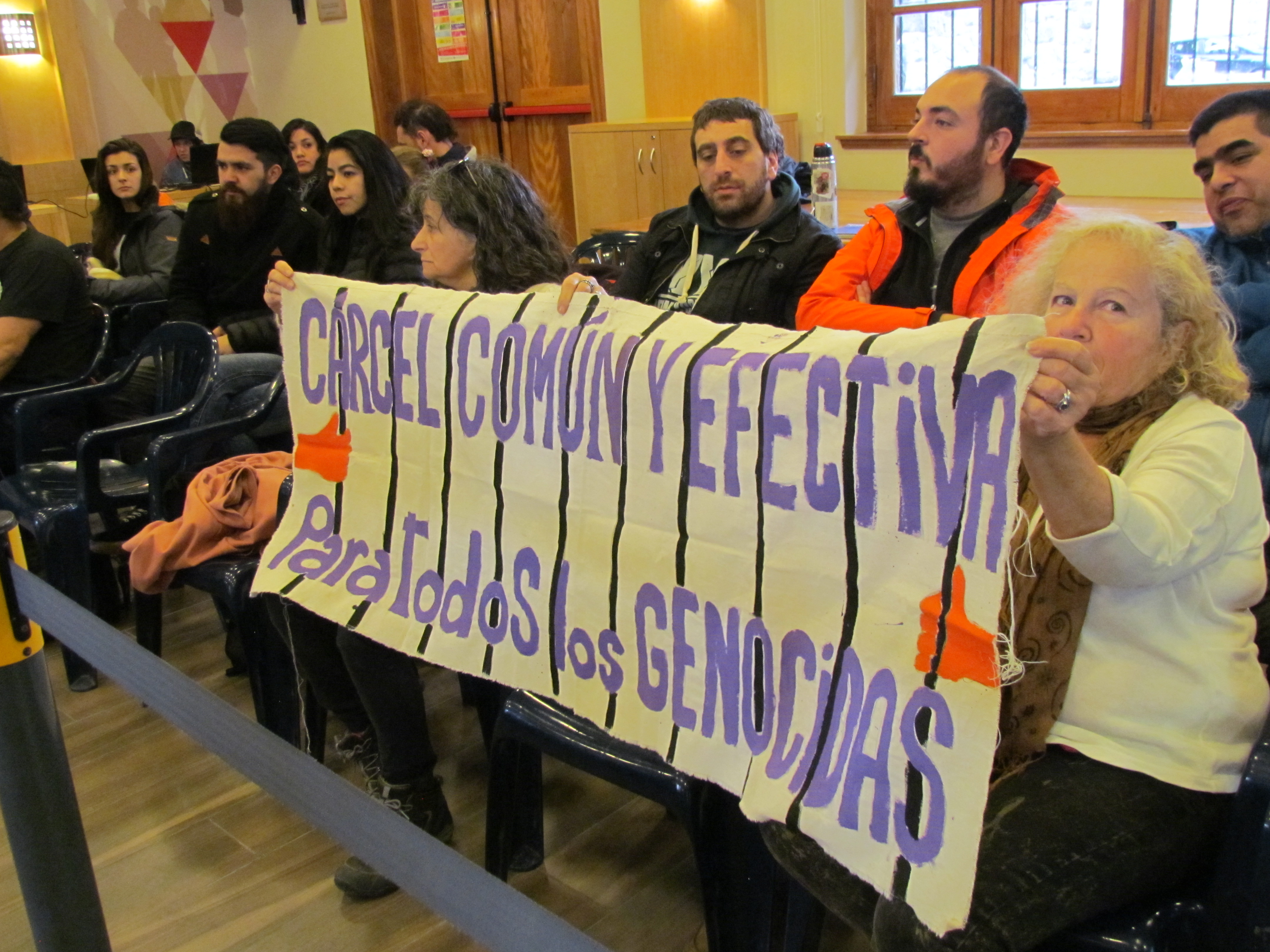 Genocidas, personas no gratas