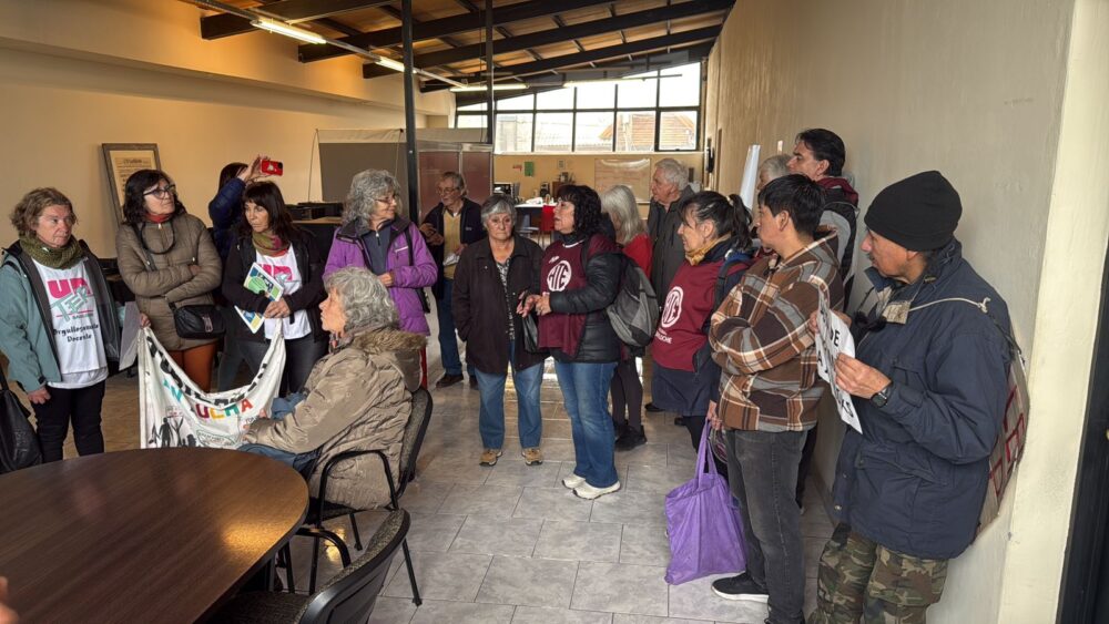 Jubilades en Lucha pidieron derecho a réplica a El Cordillerano