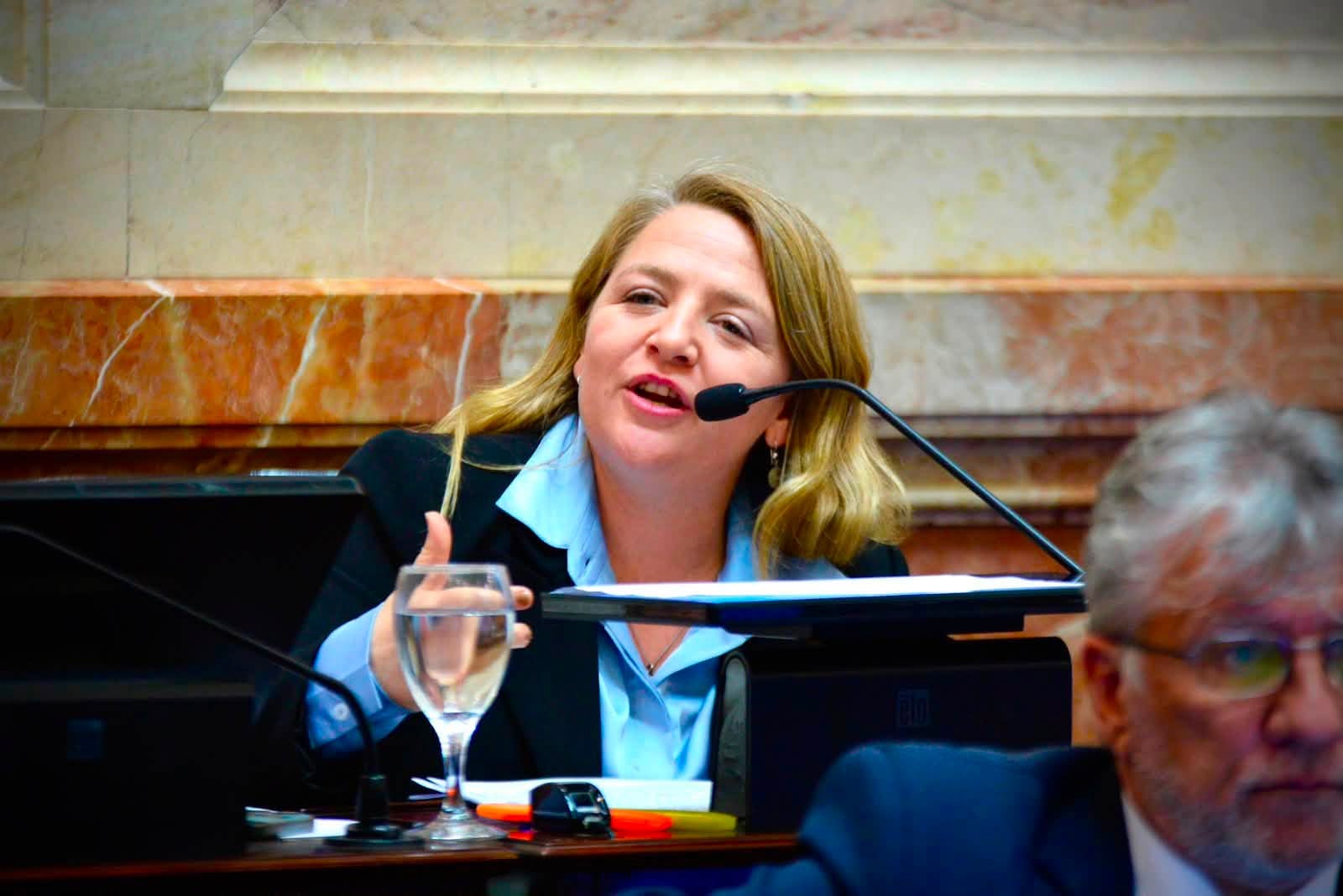 Evita y Cristina, y reivindicación de la dictadura en Bariloche
